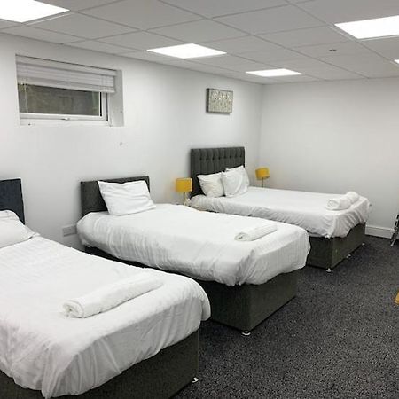 Huge Studio Close To City Centre With Free Secure Parking Лідс Екстер'єр фото